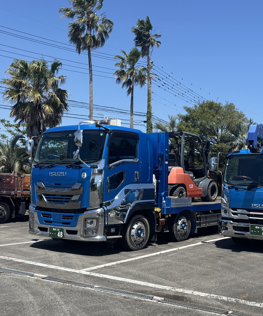 株式会社フジネットシステム運送トラック